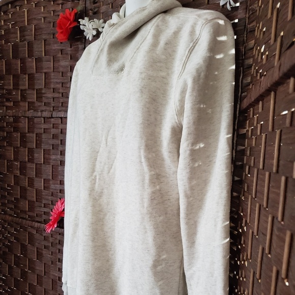 Old Navy Cream-colored sweatshirt with a long neck and one button - Picture 5 of 7